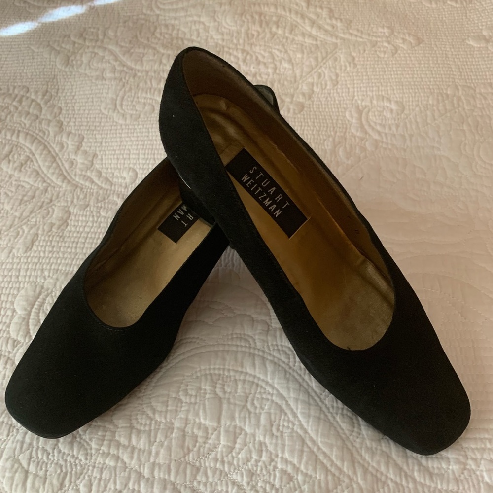 Suede pumps